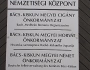 A bajai Nemzetiségek Háza, ahol a megyei cigány, horvát és német nemzetiségi önkormányzatok irodái és a közös rendezvényterem találhatók