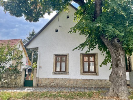 békás