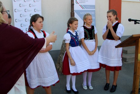 szlovák2