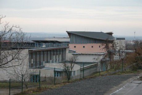 Koch Valéria Iskközp.