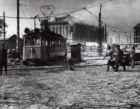 Romos Boráros tér Elevátor 1944-45